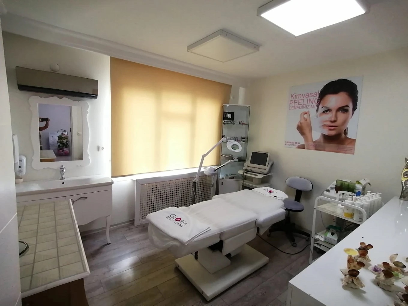 Salon kabin cilt
